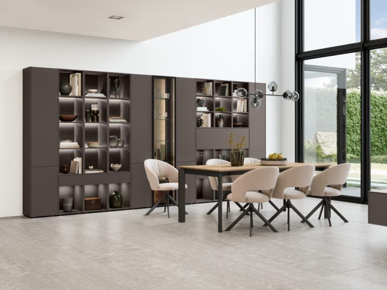 Coffee lacquered glass display wall beside the dining table